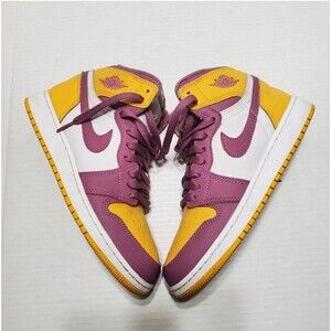 Nike Air Jordan 1 Retro Brotherhood Size 6.5 Youth